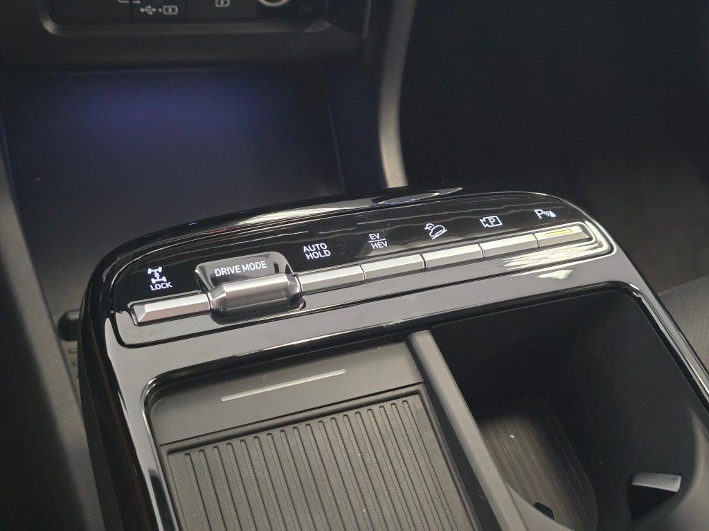 New 2026 Hyundai Tucson Limited AWD/4WD image 32