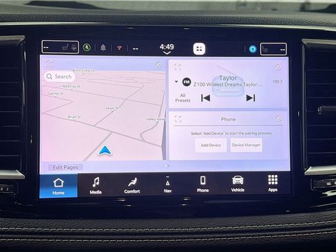 Used 2023 Chrysler Pacifica Limited image 13