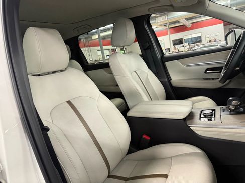 Used 2024 MAZDA CX-90 Plug-In Hybrid w/ Premium Plus image 24