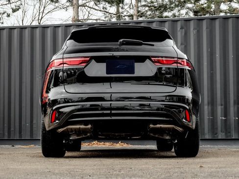 New 2026 Jaguar F-PACE R-Dynamic S image 8
