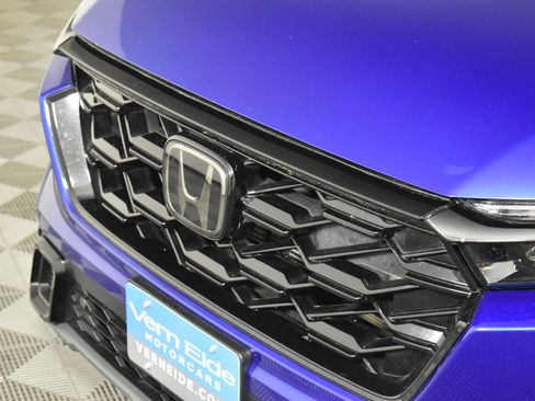 Certified 2024 Honda CR-V Sport-L image 11