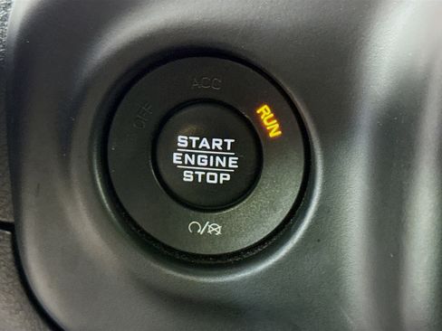 Used 2020 Jeep Wrangler Unlimited Rubicon w/ Uconnect 4C Nav & Sound Group image 21