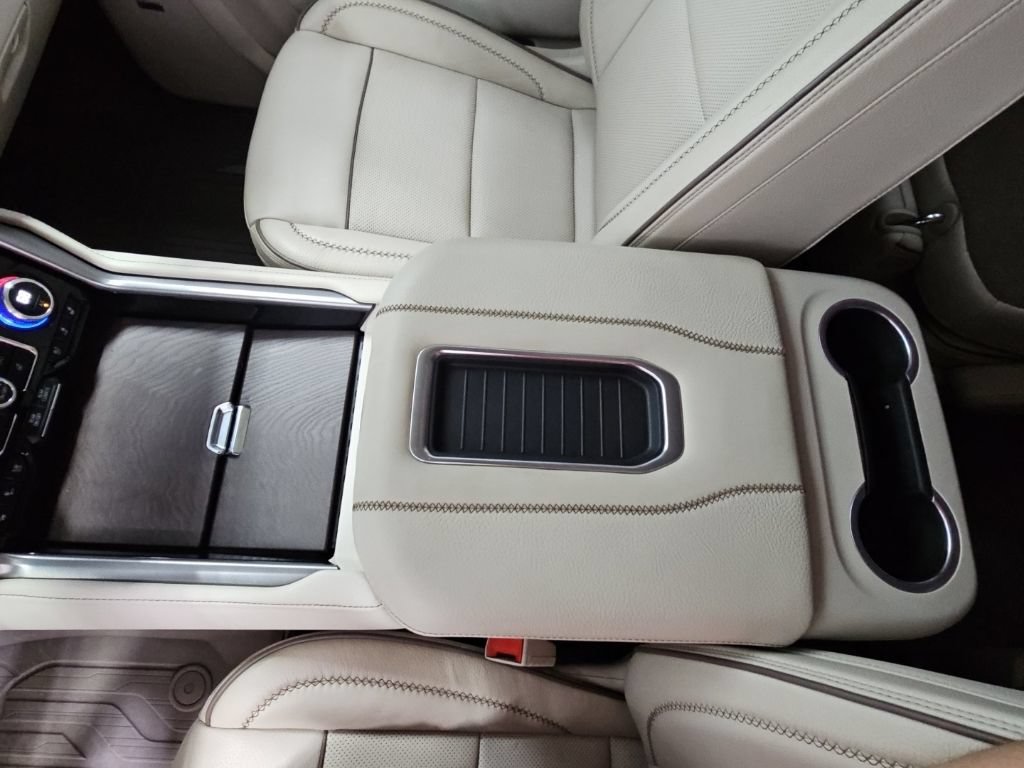 Certified 2023 GMC Yukon XL Denali w/ Denali Reserve Package RWD image 22