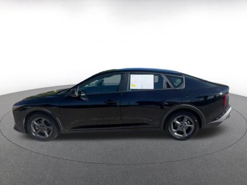 Used 2025 Kia K4 FWD image 9