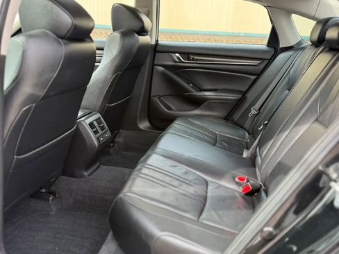 Used 2021 Honda Accord EX-L image 16