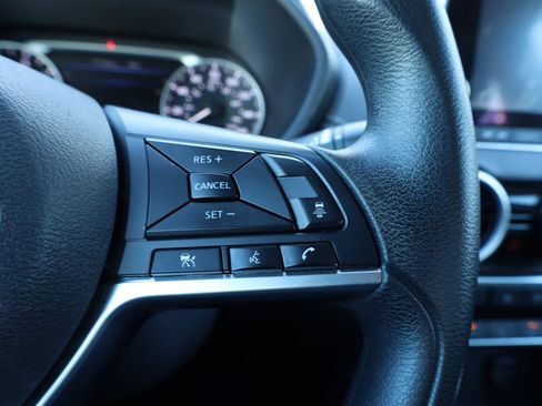 Used 2023 Nissan Sentra SV image 20