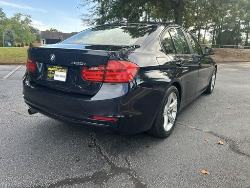 Used 2015 BMW 320i Sedan RWD image 4