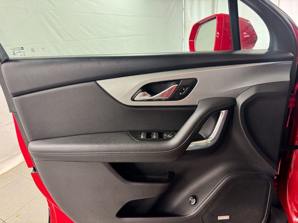 Used 2019 Chevrolet Blazer AWD LT w/ 3LT w/ Sun and Wheels Package image 14