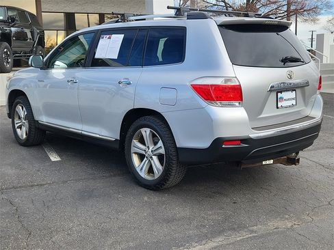 Used 2012 Toyota Highlander Limited image 4