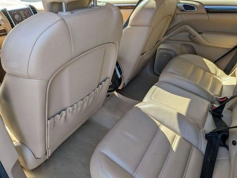Used 2011 Porsche Cayenne S AWD/4WD image 22