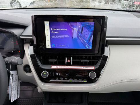 New 2026 Toyota Corolla Cross LE AWD/4WD image 19