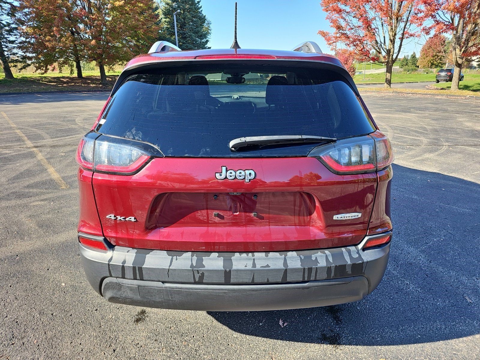 Used 2021 Jeep Cherokee Latitude AWD/4WD image 5