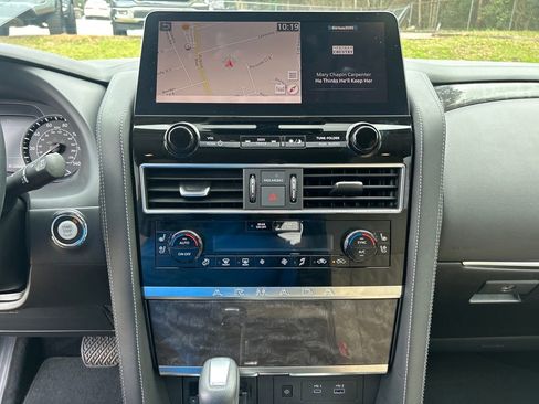 Used 2024 Nissan Armada Platinum w/ Captain's Chairs Package image 20