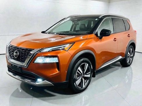 Used 2021 Nissan Rogue Platinum AWD/4WD image 3