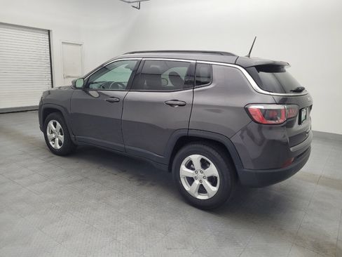 Used 2018 Jeep Compass Latitude image 3