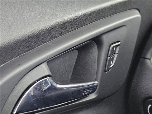 Used 2023 Chevrolet Malibu LT image 17