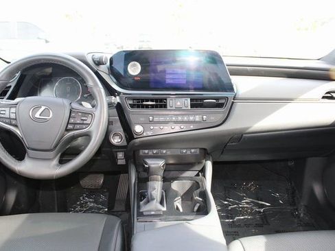 Certified 2023 Lexus ES 350 w/ Premium Package image 10