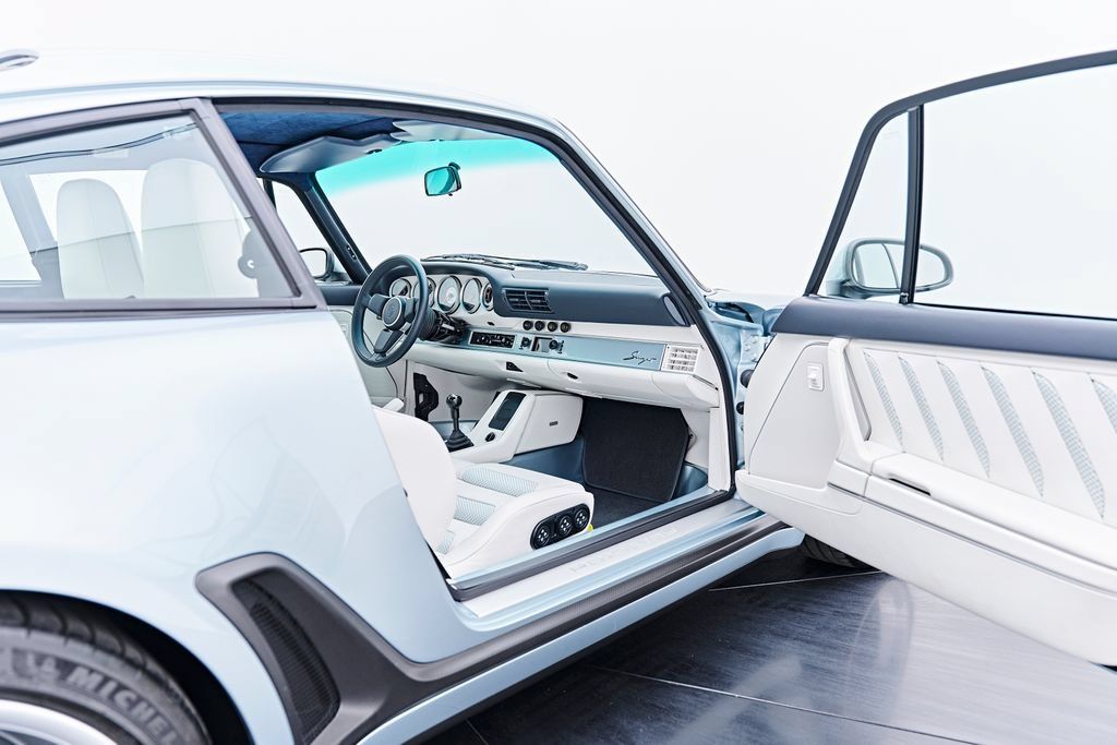 Used 1990 Porsche 911 Carrera image 43
