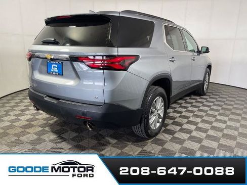 Used 2023 Chevrolet Traverse LT AWD/4WD image 7