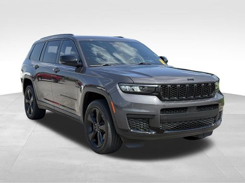 Used 2022 Jeep Grand Cherokee L Laredo RWD image 26