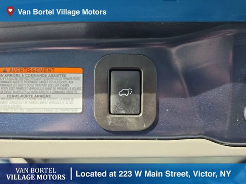 Used 2019 Toyota Sienna XLE w/ XLE Navigation Package FWD image 34