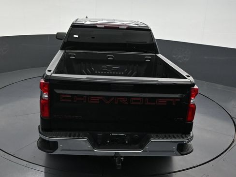 Used 2024 Chevrolet Silverado 1500 LTZ RWD image 18