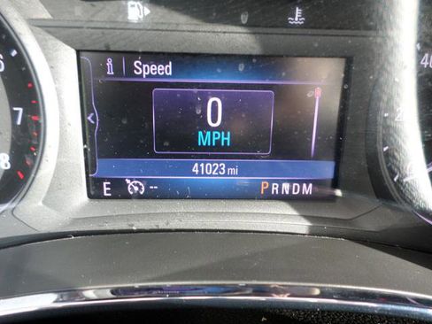 Used 2021 Buick Encore Preferred w/ Safety Package image 35