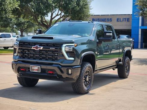 New 2026 Chevrolet Silverado 2500 ZR2 AWD/4WD image 12