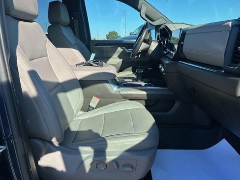 Used 2023 GMC Sierra 1500 SLT w/ SLT Premium Package image 12