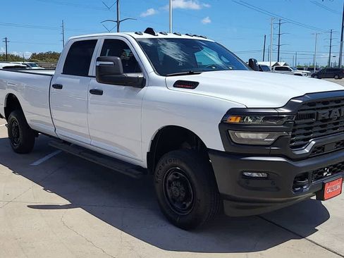 New 2026 RAM 2500 Tradesman AWD/4WD image 2