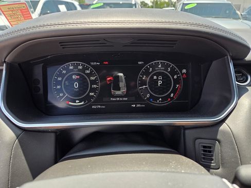 Used 2019 Land Rover Range Rover Sport SVR AWD/4WD image 32