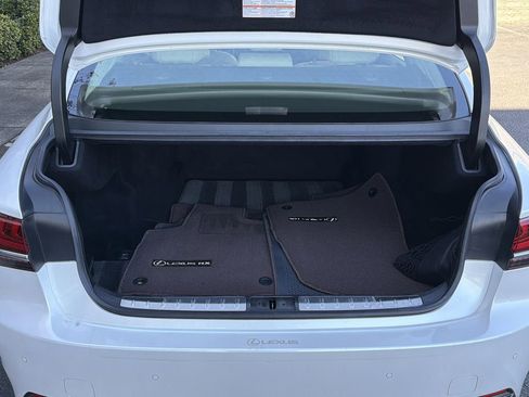 Used 2018 Lexus LS 500 w/ Accessory Package (Z2) image 18