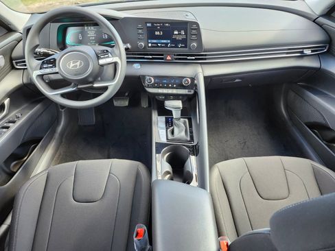 New 2026 Hyundai Elantra Blue image 12