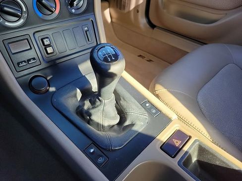 Used 1998 BMW Z3 1.9 image 17