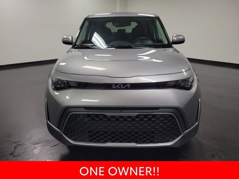 Used 2025 Kia Soul LX w/ LX Technology Package FWD image 3