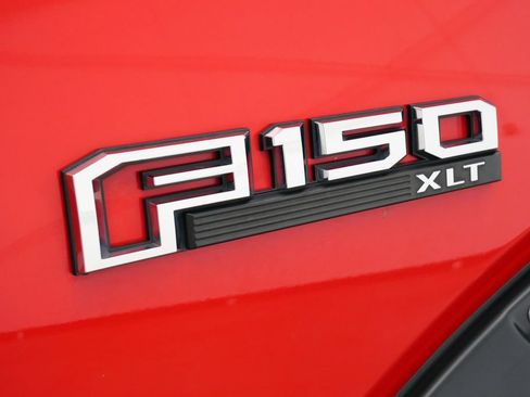 Used 2018 Ford F150 XLT w/ Trailer Tow Package AWD/4WD image 9