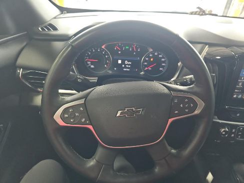 Used 2023 Chevrolet Traverse RS AWD/4WD image 11