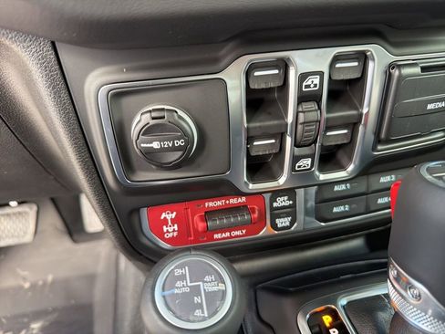 New 2026 Jeep Gladiator Rubicon AWD/4WD image 40