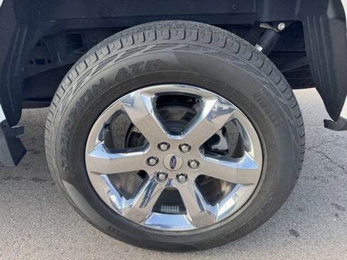 Used 2022 Ford F150 Lariat w/ Equipment Group 502A High image 11