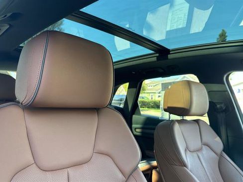 Used 2021 Audi Q5 e Prestige image 18