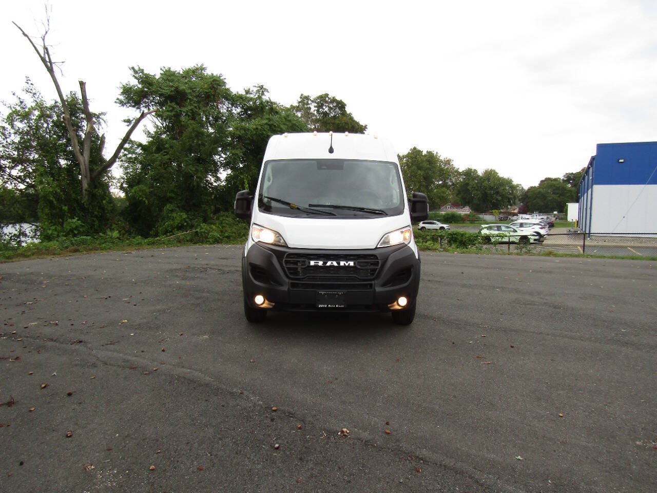Used 2025 RAM ProMaster 3500 w/ Convenience Group FWD image 9