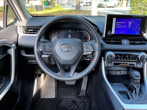 Used 2024 Toyota RAV4 LE image 8