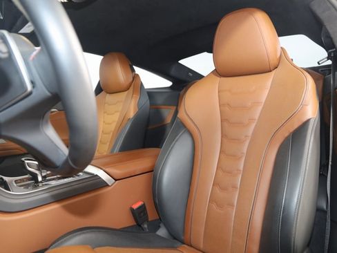 Used 2025 BMW M850i xDrive Coupe w/ M Sport Professional Package image 39