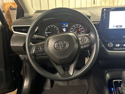 Certified 2025 Toyota Corolla LE FWD image 16