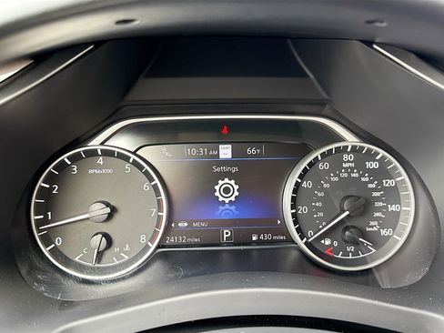 Used 2024 Nissan Murano Platinum w/ Cargo Package image 40