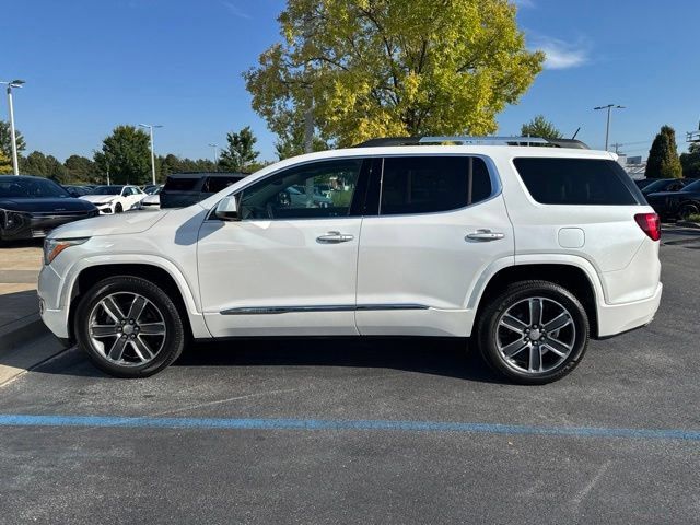 Used 2019 GMC Acadia Denali w/ Technology Package FWD image 2