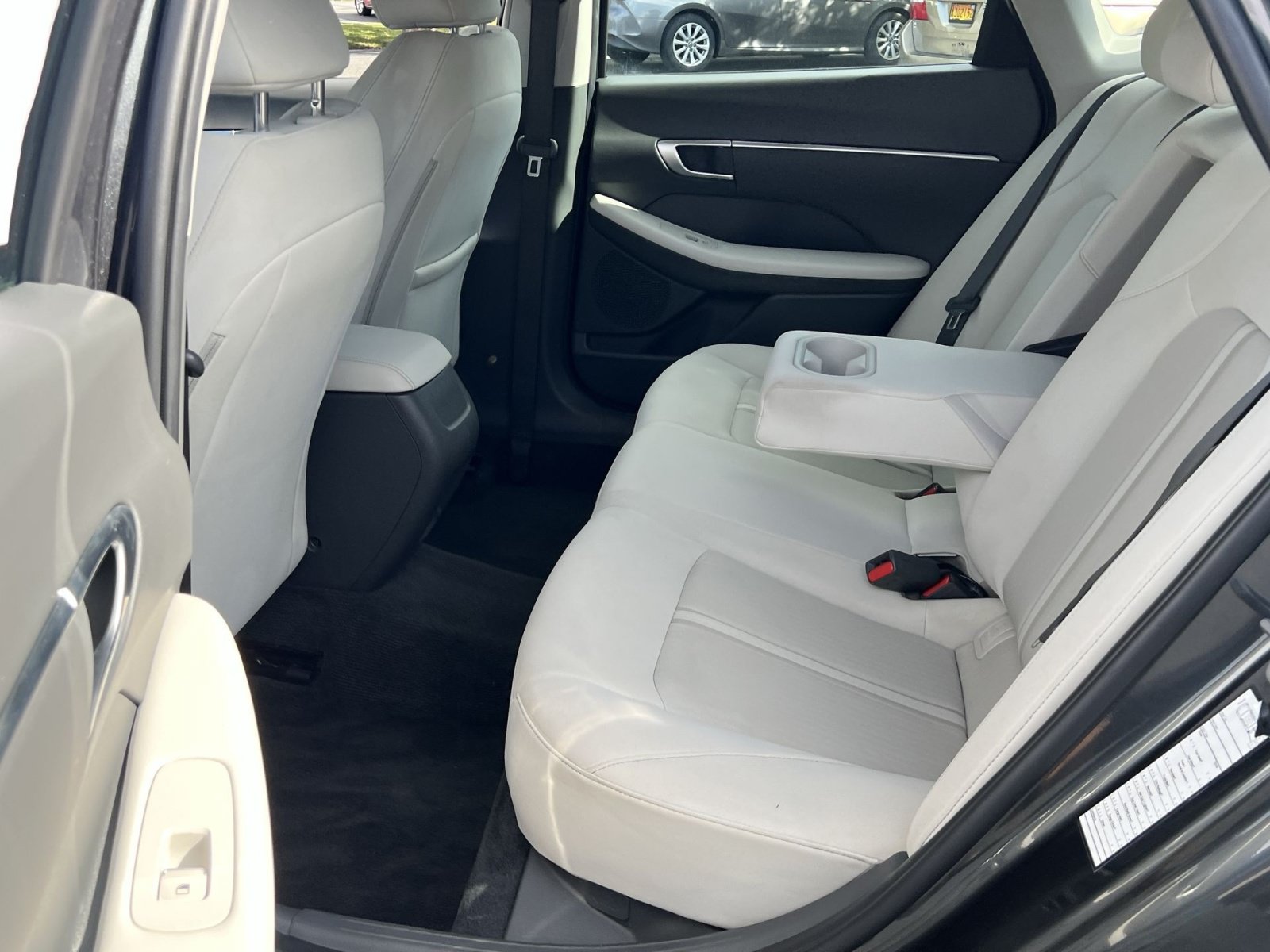 Used 2025 Hyundai Sonata SEL FWD image 35