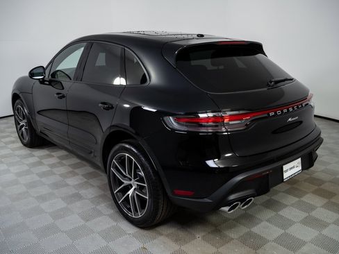 New 2026 Porsche Macan image 3
