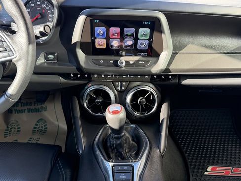 Used 2017 Chevrolet Camaro SS image 14