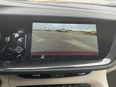 Used 2022 Buick Envision Preferred image 28
